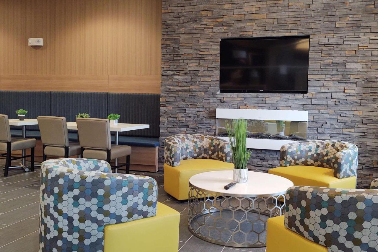 Microtel Inn & Suites By Wyndham Liberty Ne Kansas City Area Eksteriør bilde